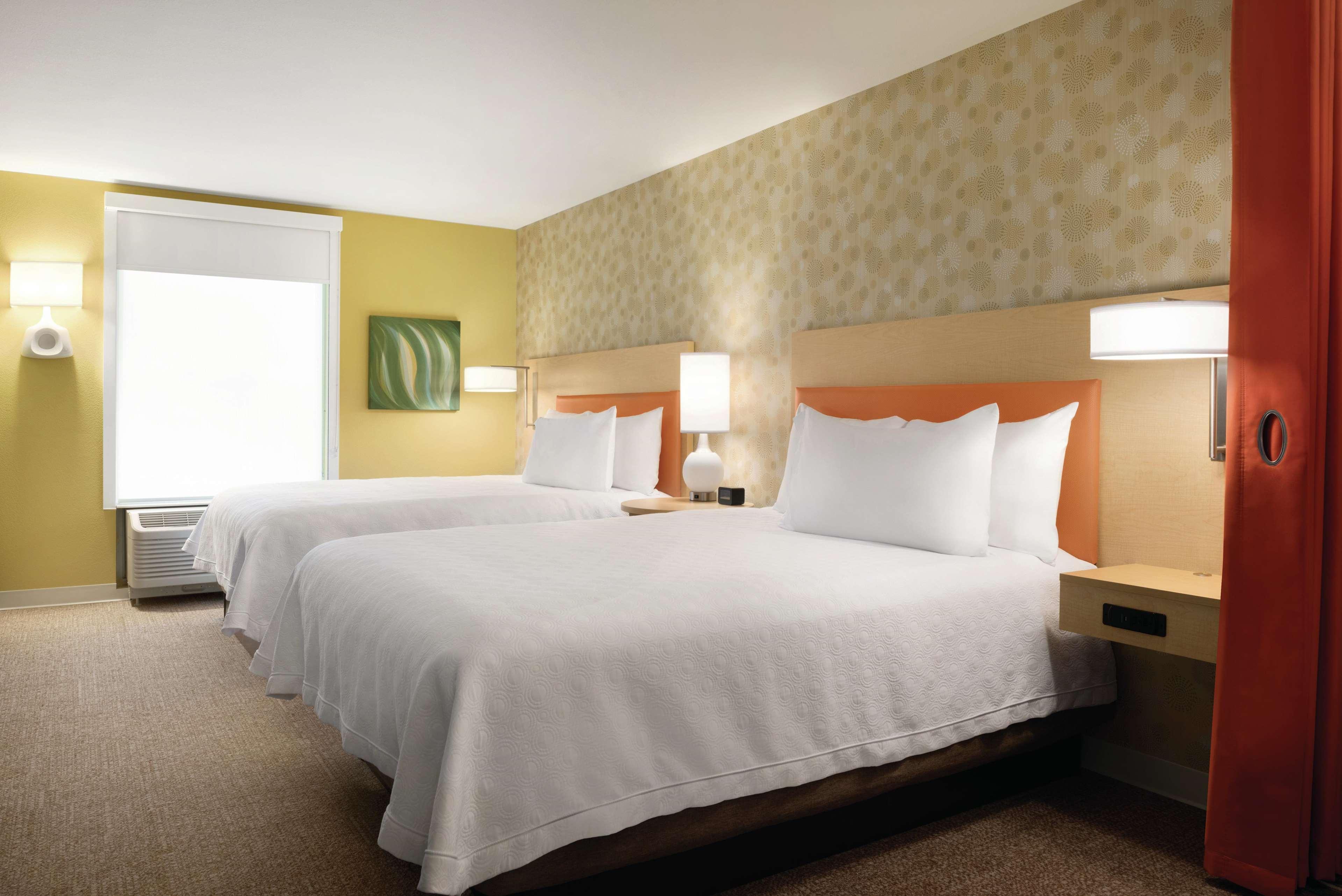 Home2 Suites By Hilton Iowa City Coralville Bagian luar foto