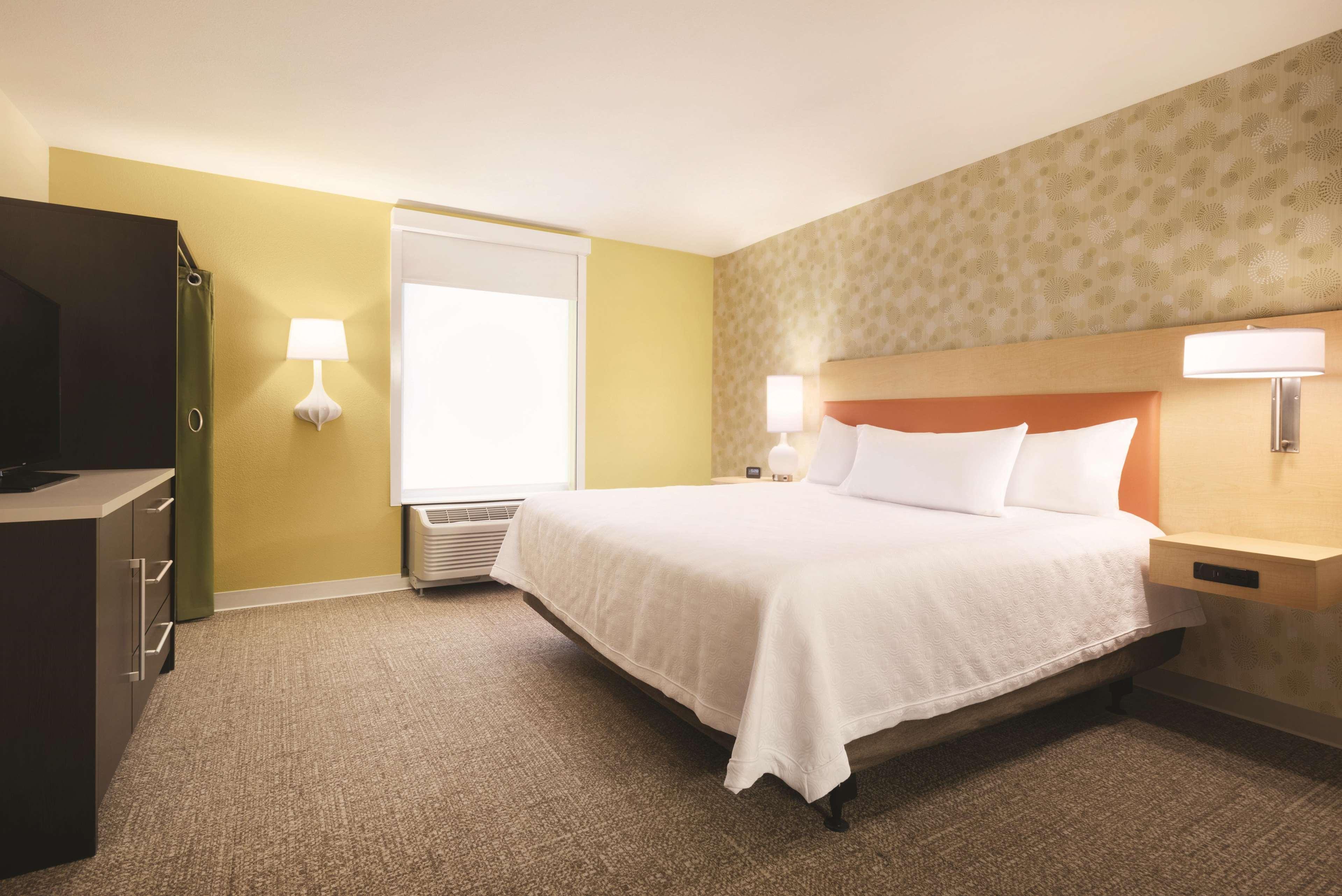 Home2 Suites By Hilton Iowa City Coralville Bagian luar foto