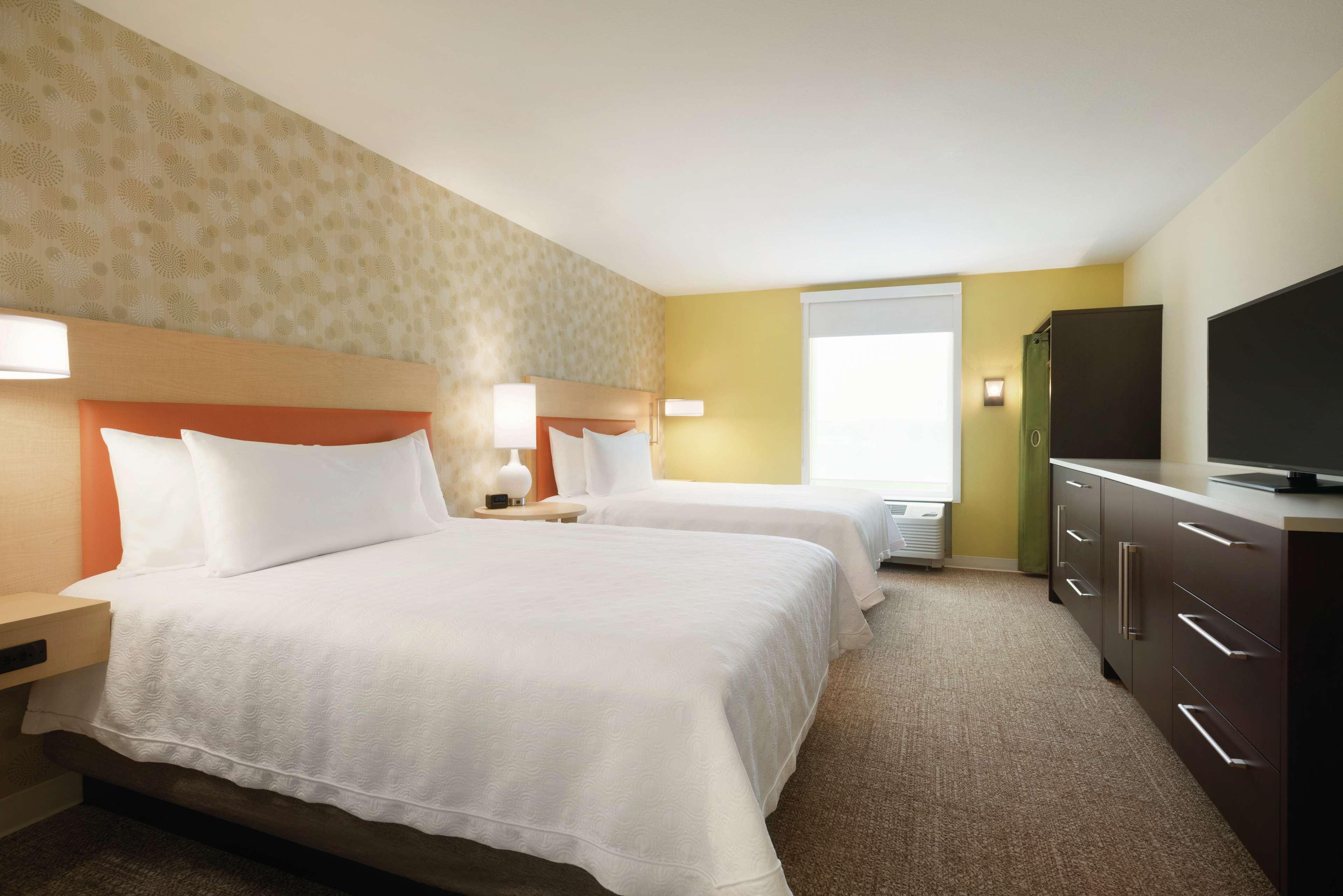 Home2 Suites By Hilton Iowa City Coralville Bagian luar foto