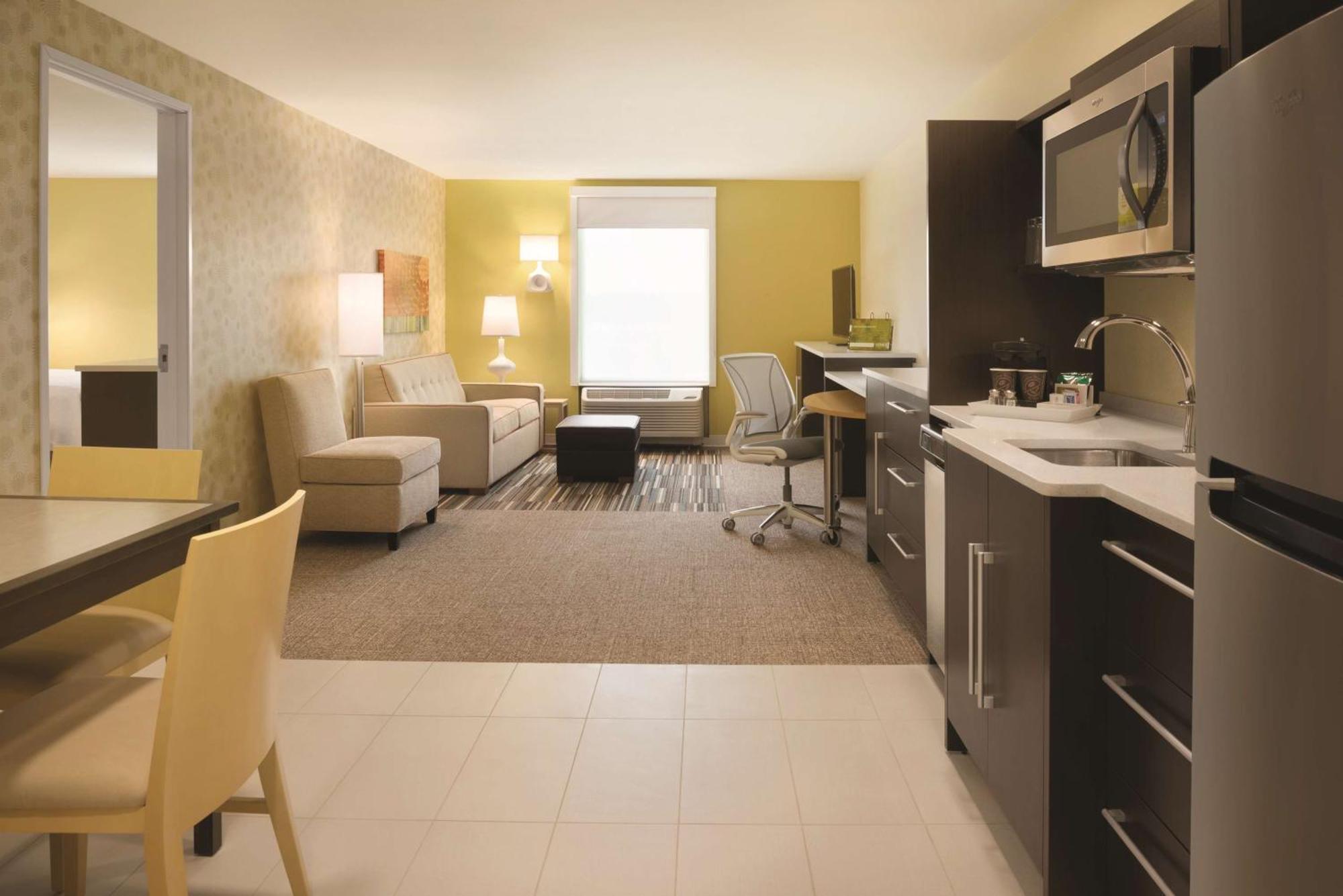 Home2 Suites By Hilton Iowa City Coralville Bagian luar foto