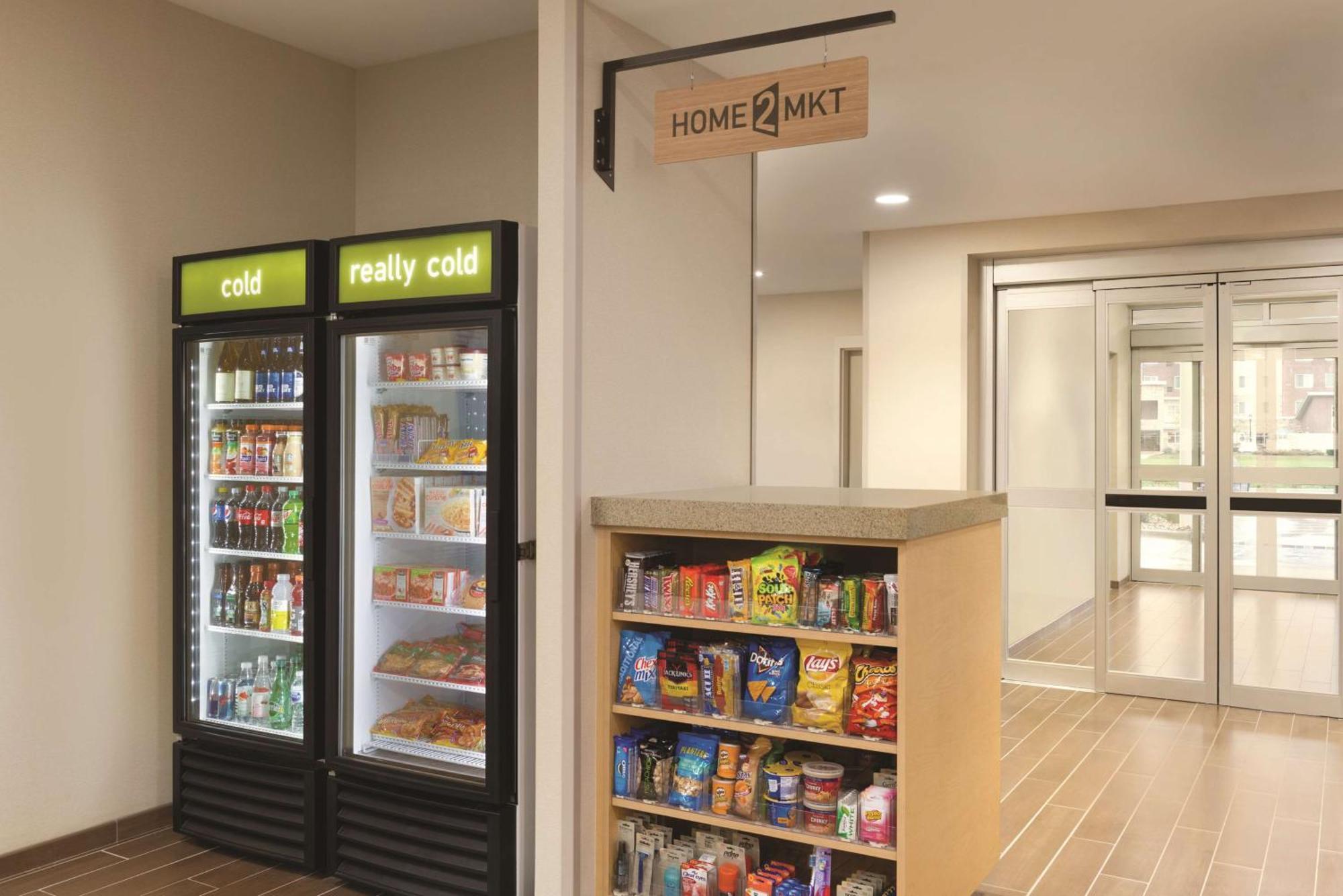 Home2 Suites By Hilton Iowa City Coralville Bagian luar foto
